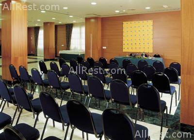NH Las Artes 14